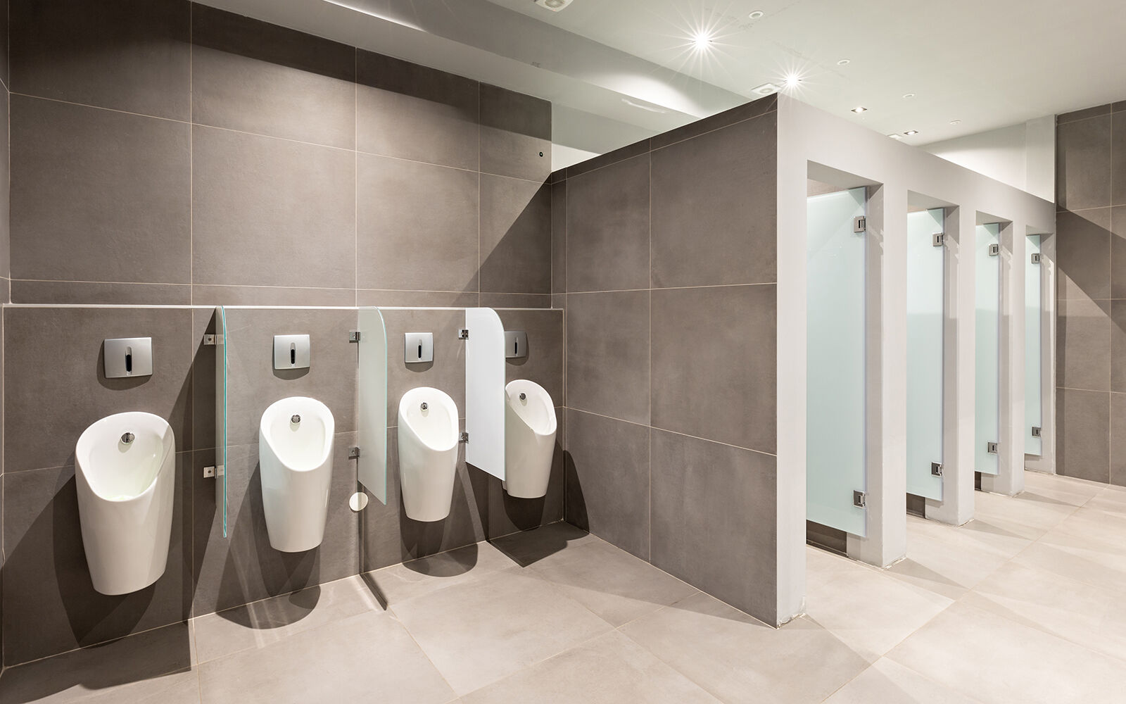 WC Trennw&auml;nde in &ouml;ffentlichem WC