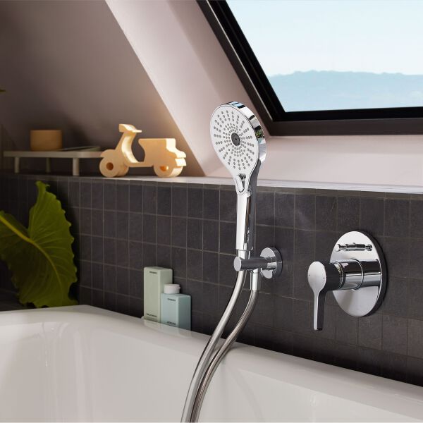 Douche &agrave; main Alterna showerline white Chrom&eacute; image number 1